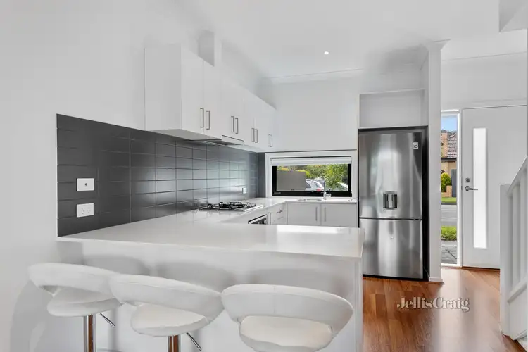 Fifth view of Homely villa listing, 2/235 Wickham Road, Moorabbin VIC 3189