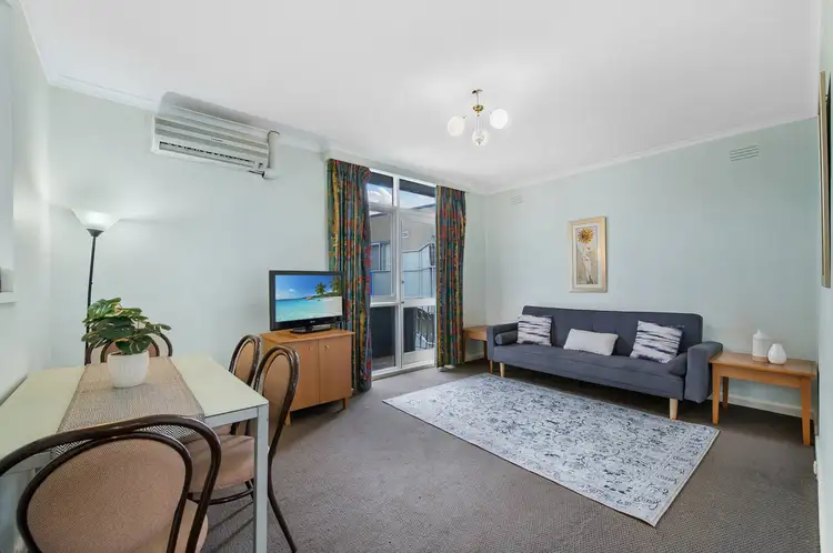 27/180 Barkly Street, St Kilda VIC 3182