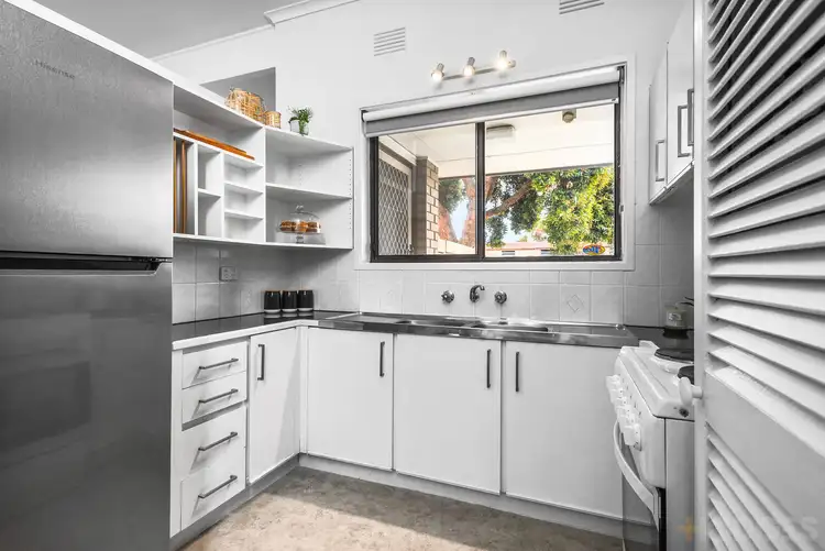 Fifth view of Homely unit listing, 33/8 Hannah Street, Seaford VIC 3198