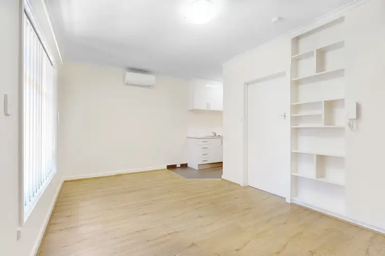 Fourth view of Homely apartment listing, 6/6 Ormond Road, Ormond VIC 3204