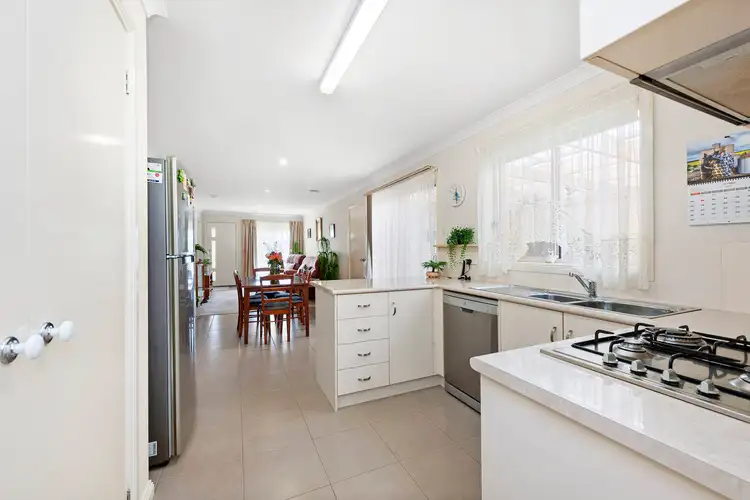 Sixth view of Homely house listing, 10 Ashwood Gardens, Mitchell Park VIC 3352