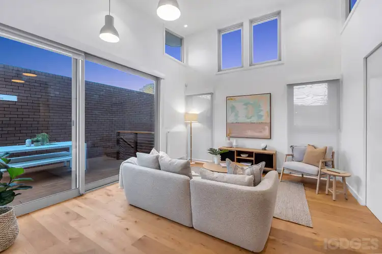 2/79 Bernard Street, Cheltenham VIC 3192