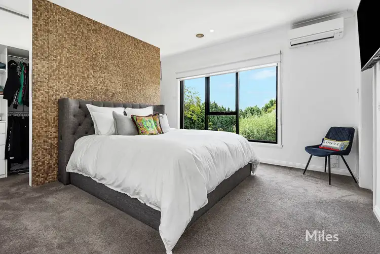 Fifth view of Homely house listing, 25 Pleasant View Drive, Preston VIC 3072