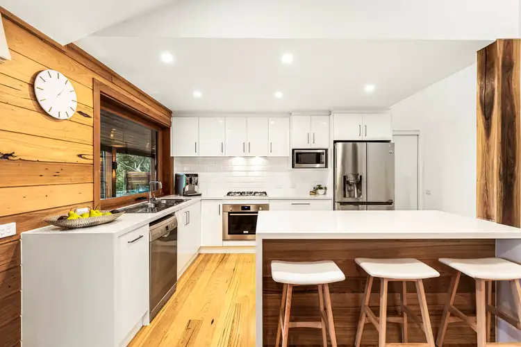 Fifth view of Homely house listing, 4 Landscape Court, Eltham VIC 3095