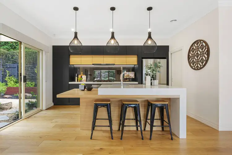 Fifth view of Homely house listing, 1 Waterview Close, Mount Eliza VIC 3930