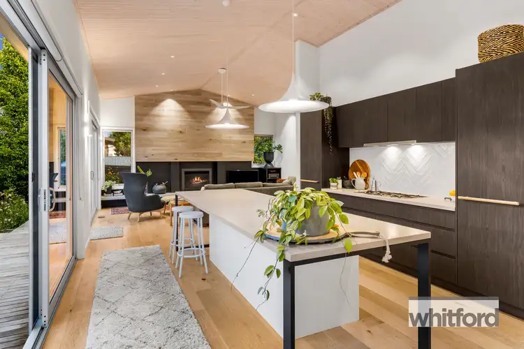 18 Stinton Avenue, Newtown VIC 3220
