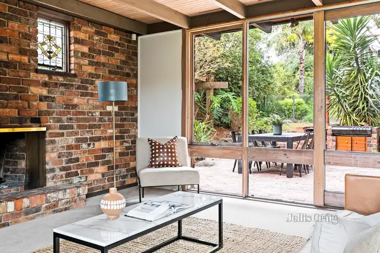 Fifth view of Homely house listing, 15 Kinnear Court, Montmorency VIC 3094