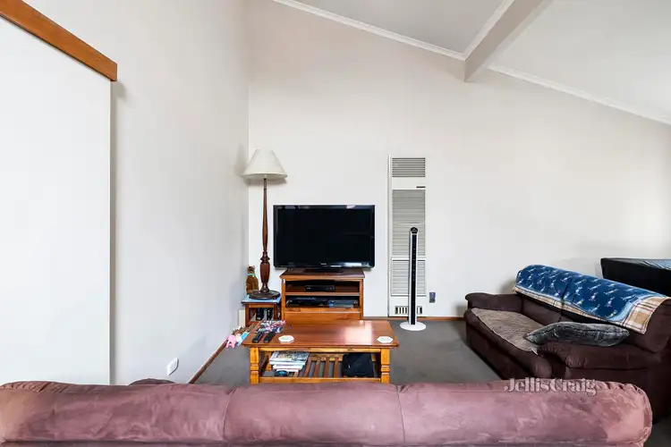 Fifth view of Homely villa listing, 6/11 Hannah Street, Cheltenham VIC 3192