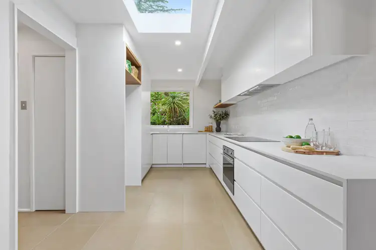 8 Kolora Crescent, Mount Eliza VIC 3930