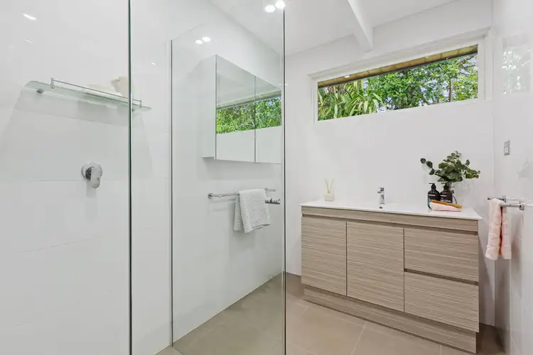 Fifth view of Homely house listing, 8 Kolora Crescent, Mount Eliza VIC 3930