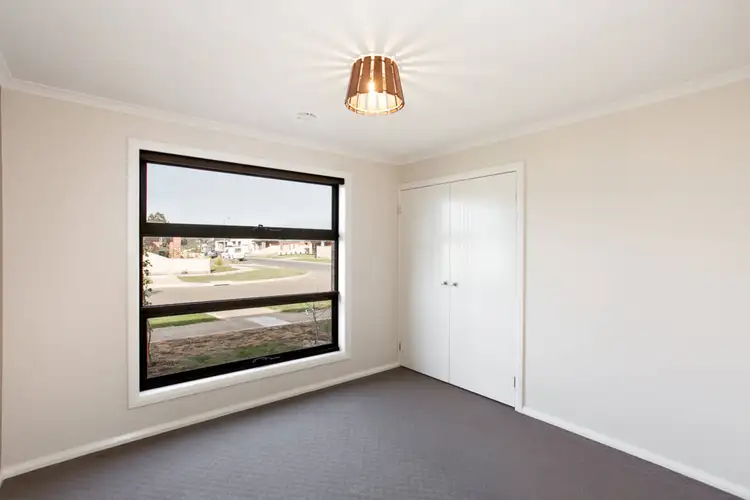 Fifth view of Homely house listing, 7 Anton Drive, Alfredton VIC 3350