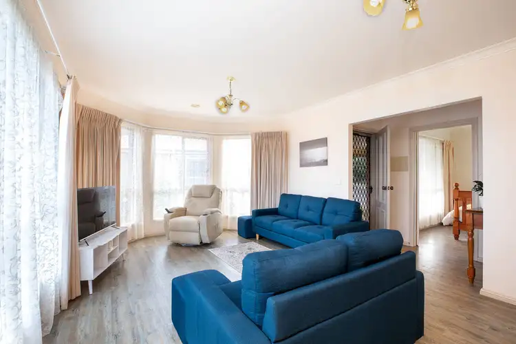 Second view of Homely house listing, 5/1121-1123 Geelong Road, Mount Clear VIC 3350