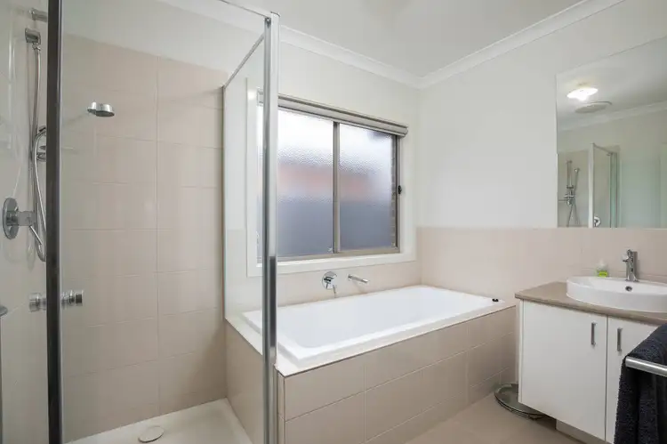 Fifth view of Homely house listing, 28 Monaghan Terrace, Alfredton VIC 3350
