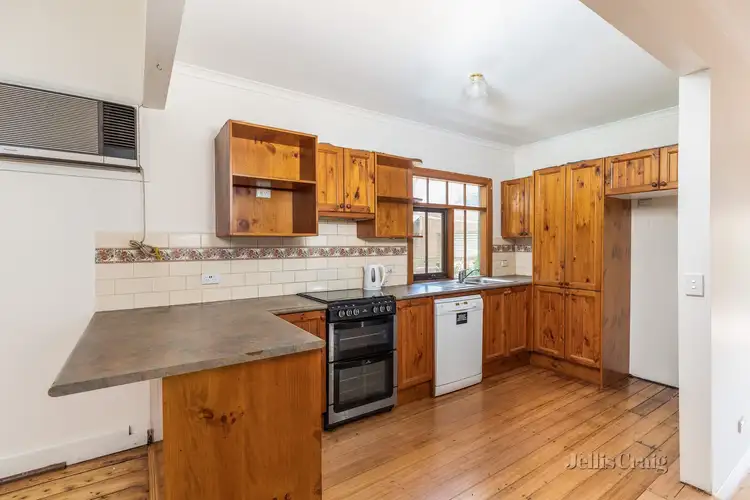 6 Hooper Crescent, Brunswick West VIC 3055
