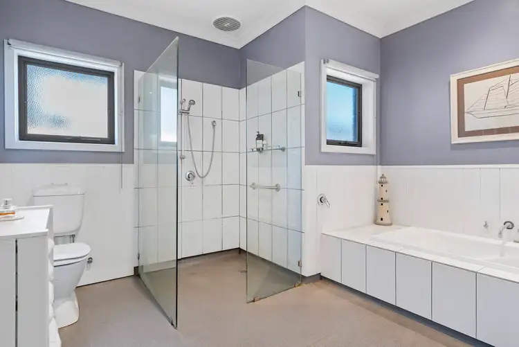 Sixth view of Homely house listing, 2/16 MacDonald Grove, Mornington VIC 3931