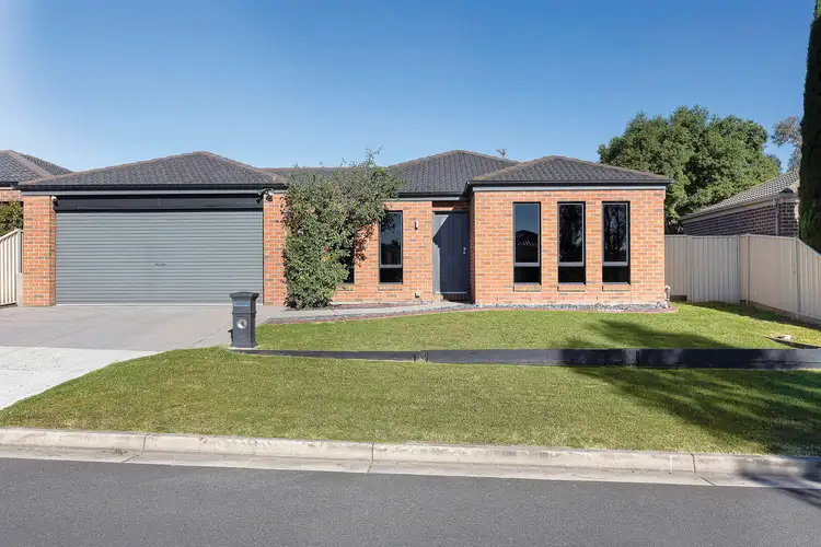 5 Canadian Crescent, Canadian VIC 3350
