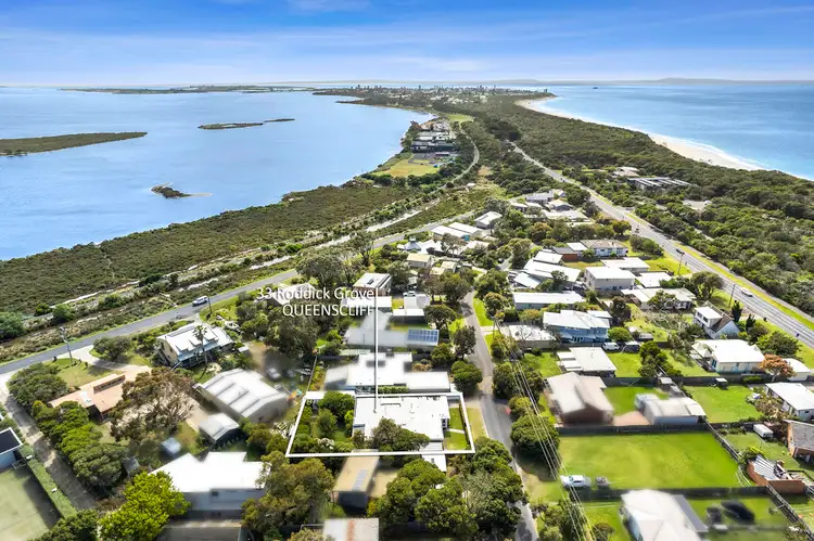 33 Roddick Grove, Queenscliff VIC 3225