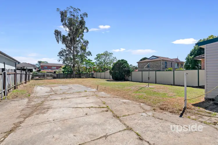 102 Hamilton Road, Fairfield NSW 2165