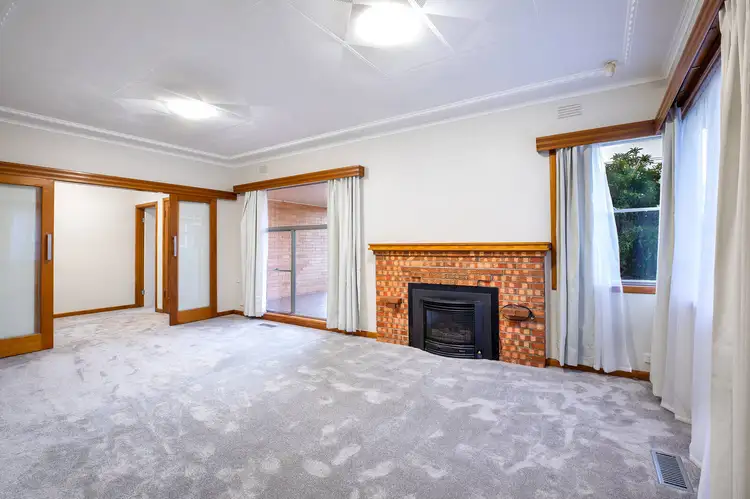 Second view of Homely house listing, 1/906A Ligar Street, Soldiers Hill VIC 3350
