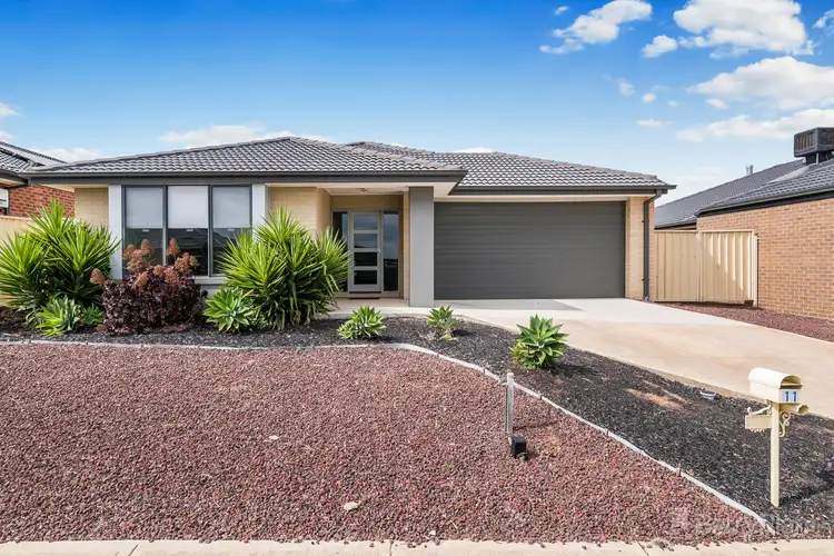 11 Westwood Rd, Kilmore VIC 3764