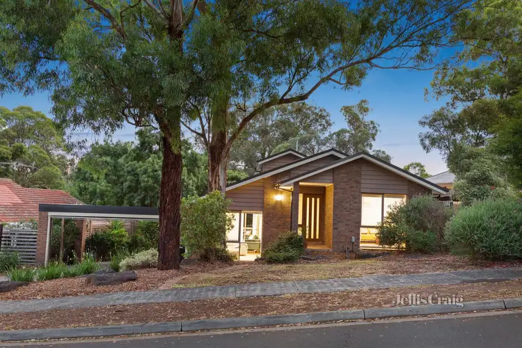 26 Macdhui Avenue, Eltham North VIC 3095