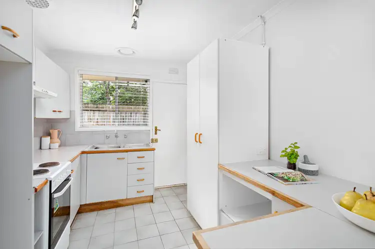 Fourth view of Homely unit listing, 6/25 Shaw Street, Ashwood VIC 3147