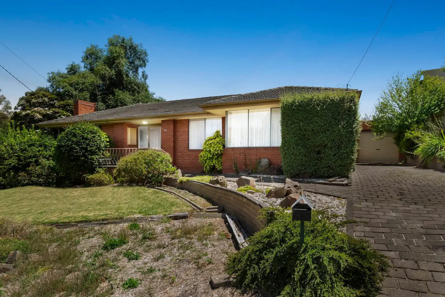 Main view of Homely house listing, 35 Carrol Grove, Mount Waverley VIC 3149