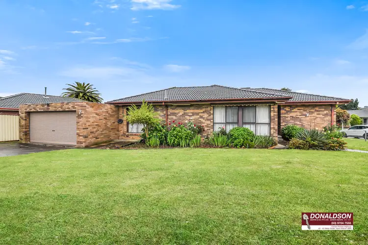 Main view of Homely house listing, 7 Crossdale Rise, Endeavour Hills VIC 3802