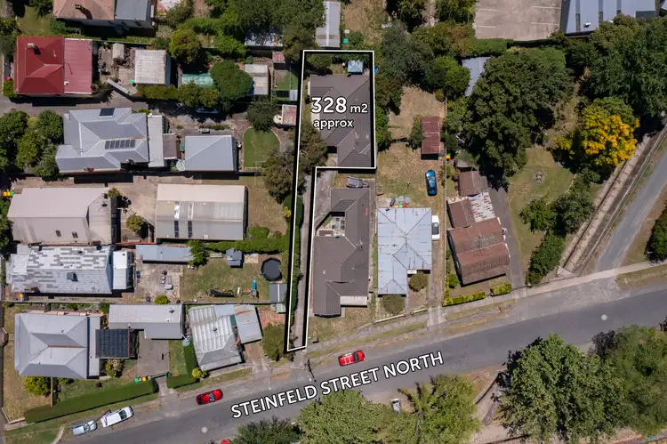 2/15 Steinfeld Street, Bakery Hill VIC 3350