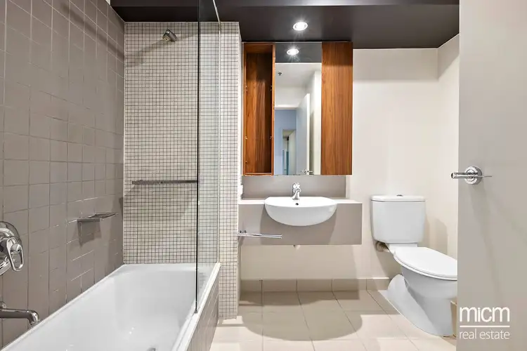 Sixth view of Homely apartment listing, 805/639 Little Bourke Street, Melbourne VIC 3000