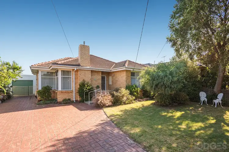52 Argus Street, Cheltenham VIC 3192