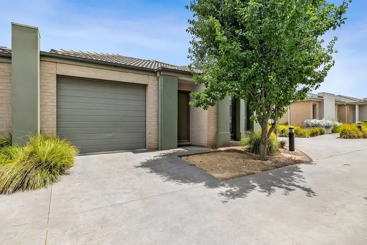 Main view of Homely house listing, 2 Shannon Close, Alfredton VIC 3350