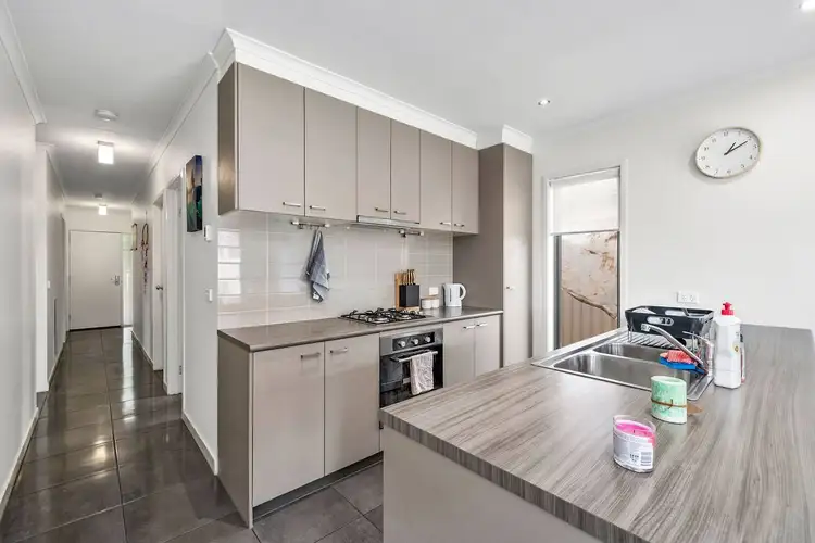 Second view of Homely house listing, 2 Shannon Close, Alfredton VIC 3350