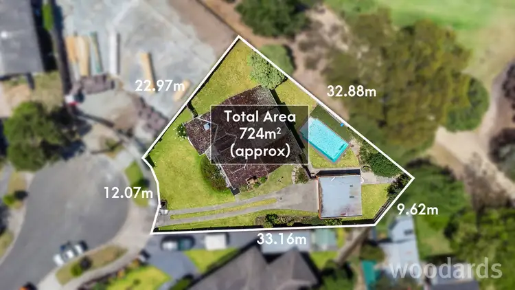 Second view of Homely house listing, 1 Opal Court, Bentleigh East VIC 3165