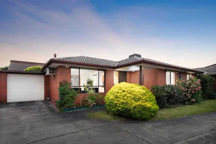 2/9 May Park Avenue, Ashwood VIC 3147