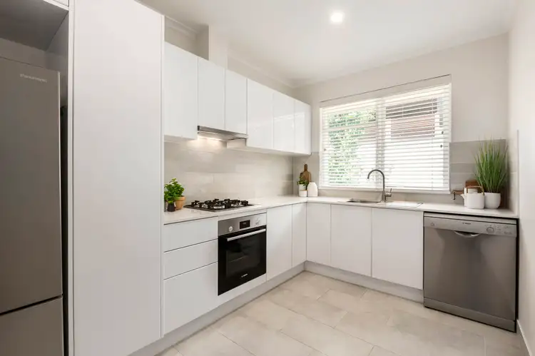 Third view of Homely apartment listing, 6/85 Mitchell Street, Bentleigh VIC 3204