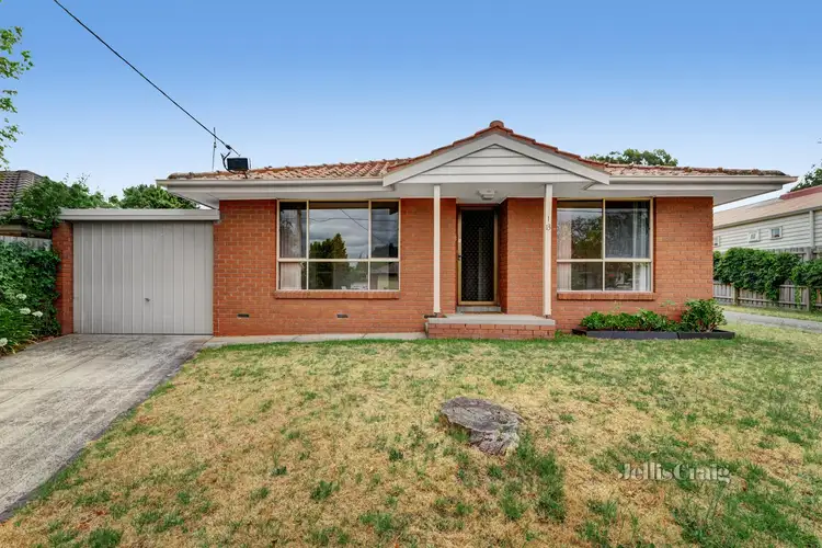 1/13 Normanby Street, Hughesdale VIC 3166