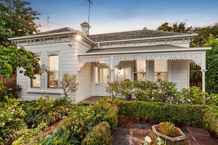 9 Seymour Avenue, Armadale VIC 3143