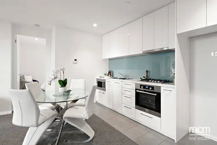 Third view of Homely apartment listing, 3303/618 Lonsdale Street, Melbourne VIC 3000