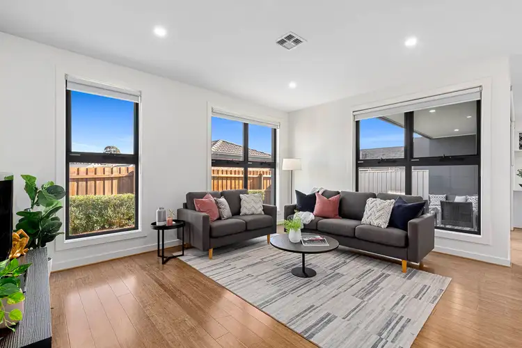 Third view of Homely townhouse listing, 2/10 Murra Court, Ashwood VIC 3147