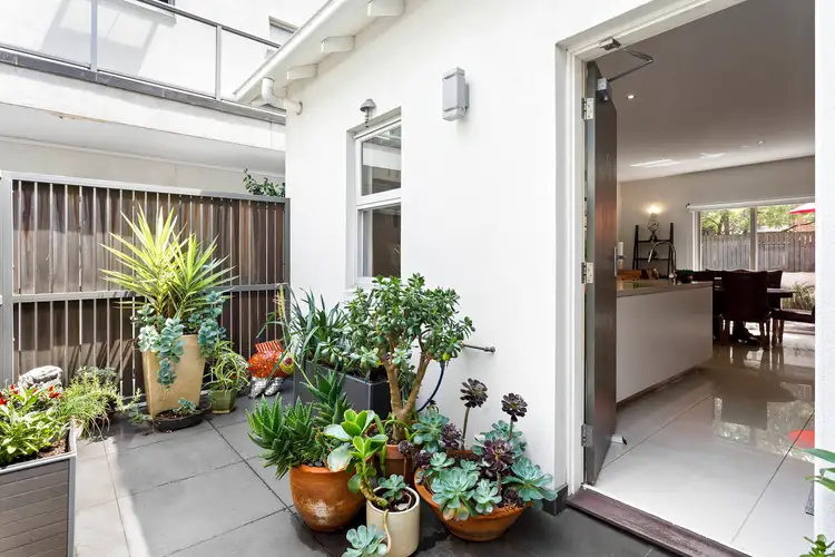 Main view of Homely apartment listing, 5/51 Murrumbeena Road, Murrumbeena VIC 3163