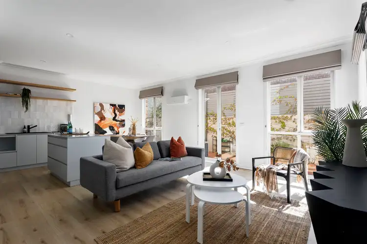 2/239 Riversdale Road, Hawthorn East VIC 3123