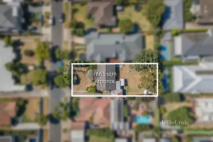 38 Bateman Street, Hampton VIC 3188