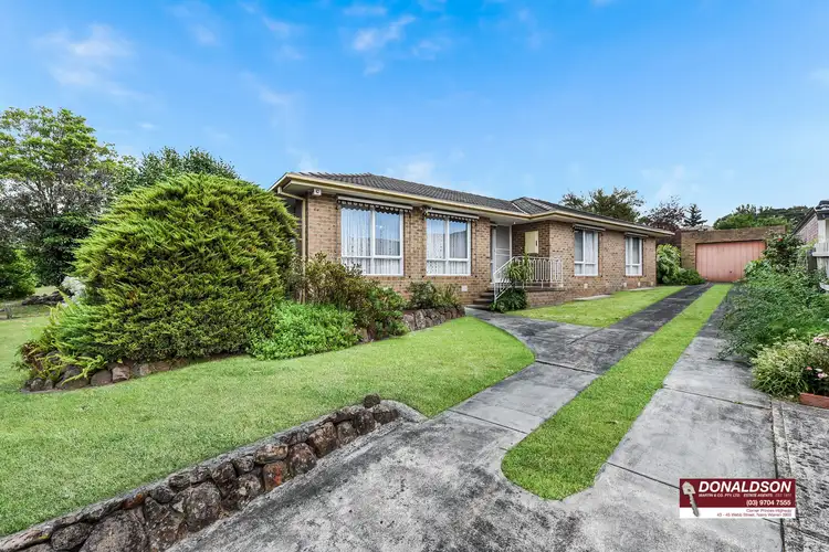 17 Raven Crescent, Narre Warren VIC 3805