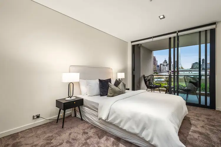 Third view of Homely apartment listing, 402/250 St Kilda Road, Southbank VIC 3006