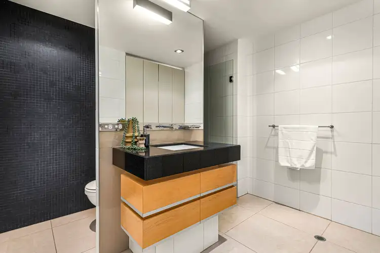 Sixth view of Homely apartment listing, 402/250 St Kilda Road, Southbank VIC 3006