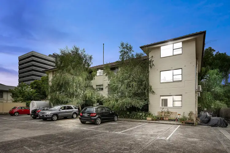 12/104 The Avenue, Parkville VIC 3052