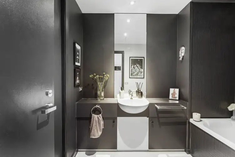 Third view of Homely apartment listing, 15/10 Clifton Street, Prahran VIC 3181