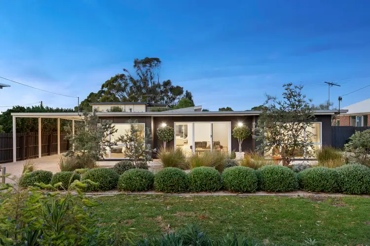 7 Ward Street, St Leonards VIC 3223