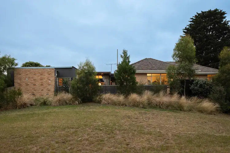 3 Hopetoun Avenue, Brunswick West VIC 3055